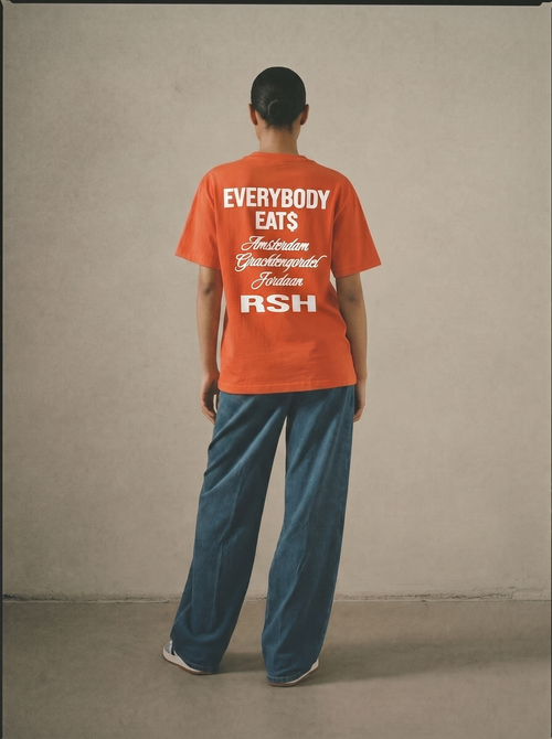 EVERYBODY EATS ORANGE/WHITE